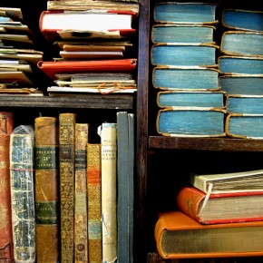 Dos historias: Las nínfulas escandalosas y el gafete más despreciado