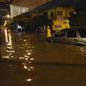 No he podido verte porque la lluvia no me ha dejado