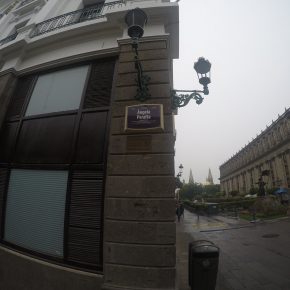 La calle Ángela Peralta: literalmente, una calle