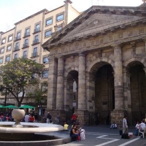 La mochila que se salvó por vieja y deshilachada